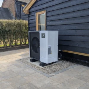 MITSUBISHI ECODAN R32 HEAT PUMP